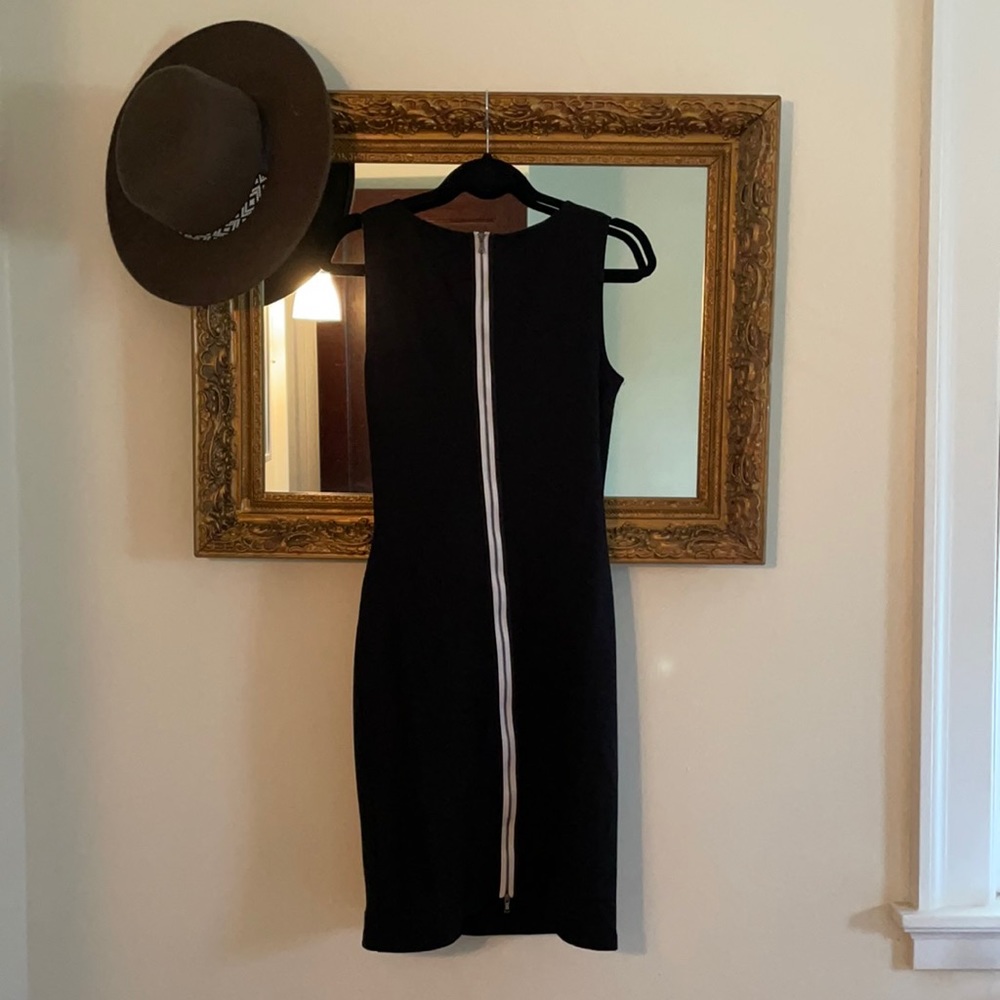 Black dress full white zipper in back
